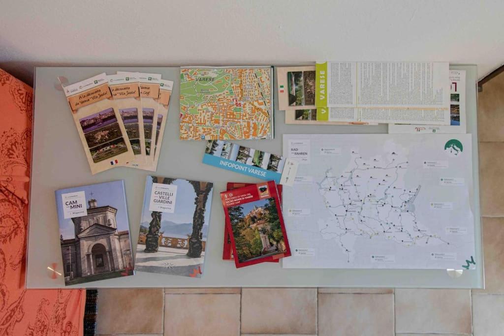 Vista Lago-Appartamento Funzionale Con Vista Varese Eksteriør bilde